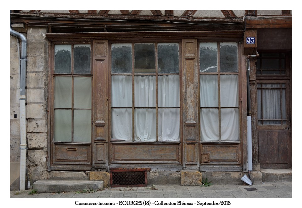 Vieilles enseignes de Bourges